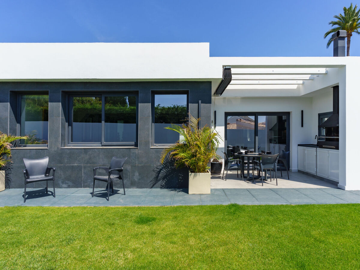 Villa Tzuki, 3 chambres avec piscine à Estepona - Photo 28
