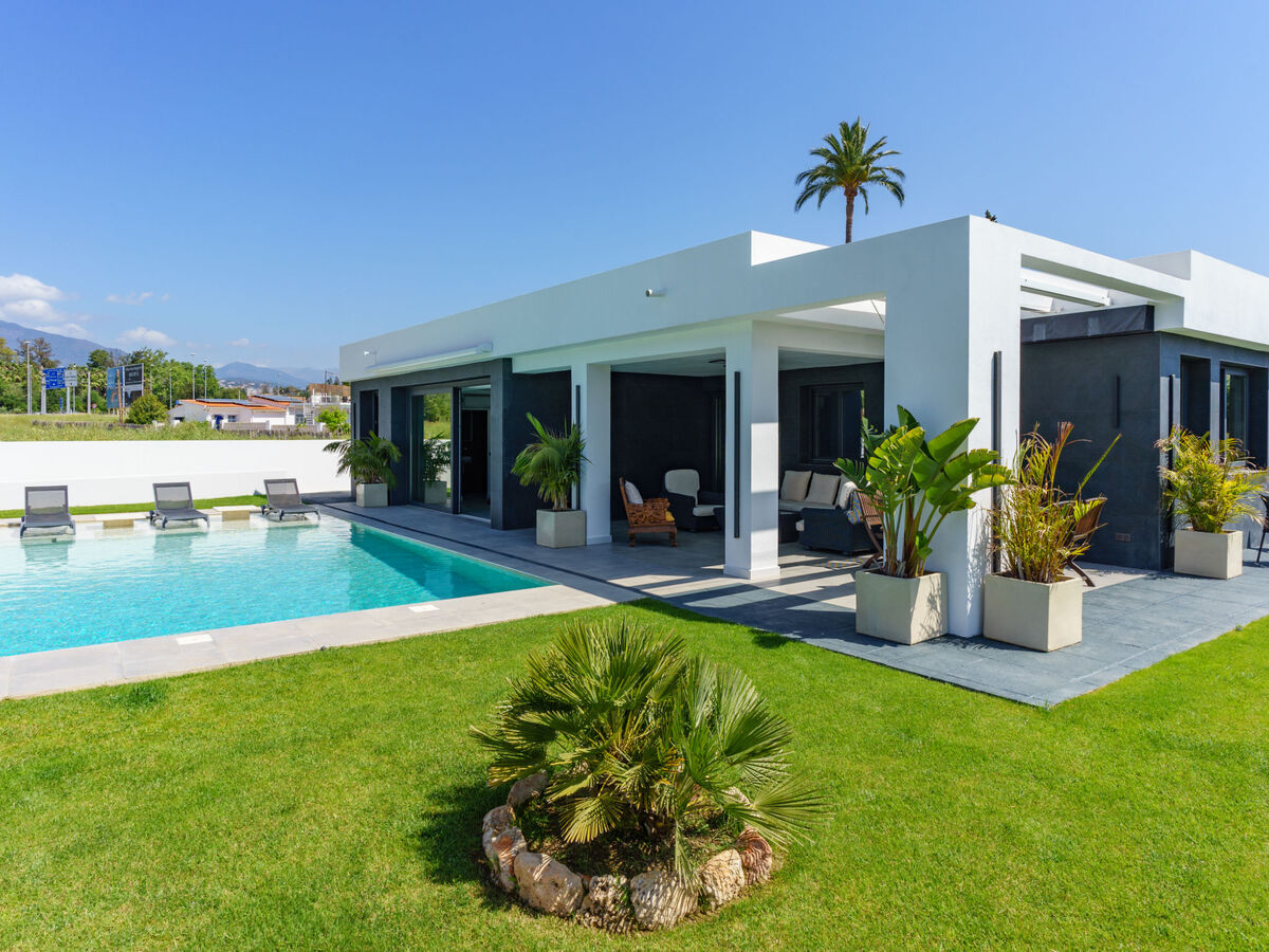 Villa Tzuki, 3 chambres avec piscine à Estepona - Photo 29
