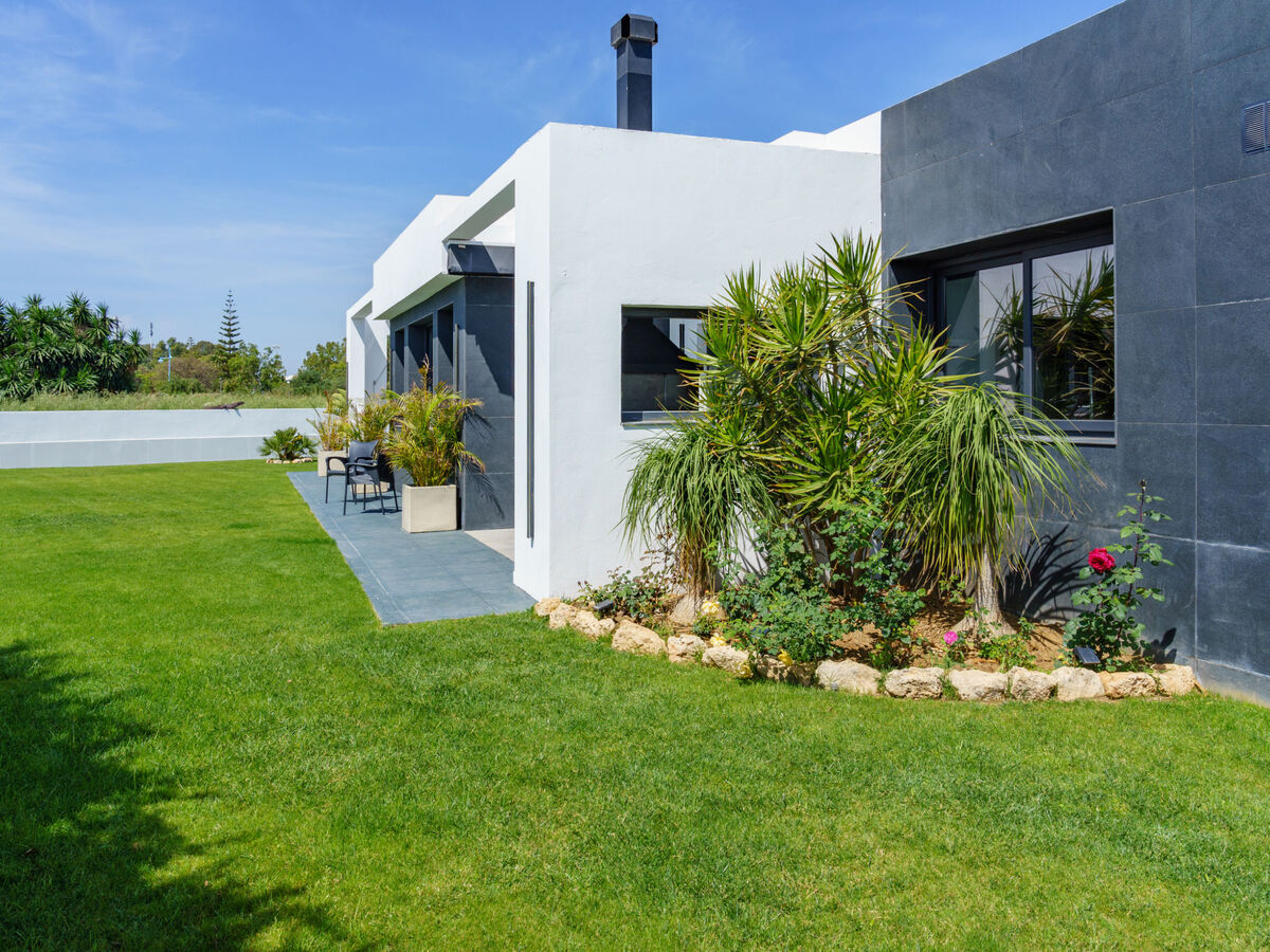 Villa Tzuki, 3 chambres avec piscine à Estepona - Photo 31