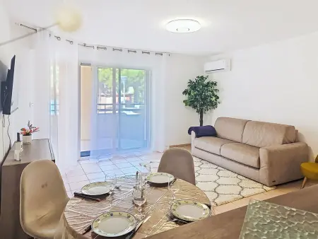 Apt Nautica avec terrasse et vue port à Fréjus : photo 3