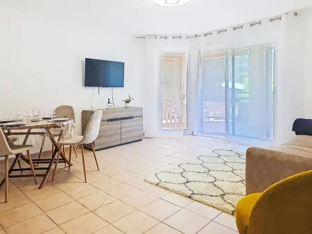 Apt Nautica avec terrasse et vue port à Fréjus : photo 7