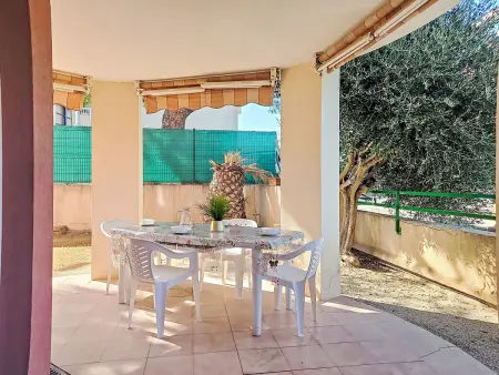 Apt Nautica avec terrasse et vue port à Fréjus : photo 21