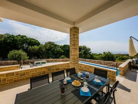 Villa Bramasole Lun – 5 chambres, piscine privée : photo 26