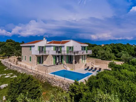 Villa Bramasole Lun – 5 chambres, piscine privée : photo 29
