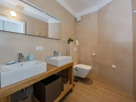 Villa Bramasole Lun – 5 chambres, piscine privée : photo 37