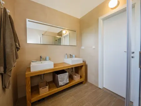 Villa Bramasole Lun – 5 chambres, piscine privée : photo 41