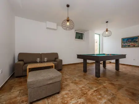 Villa Bramasole Lun – 5 chambres, piscine privée : photo 44