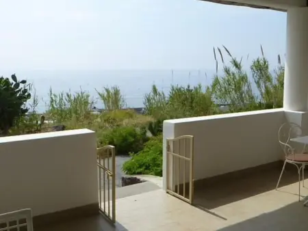 Maison Eolienne face à la mer à Stromboli, 6 pers. : photo 6