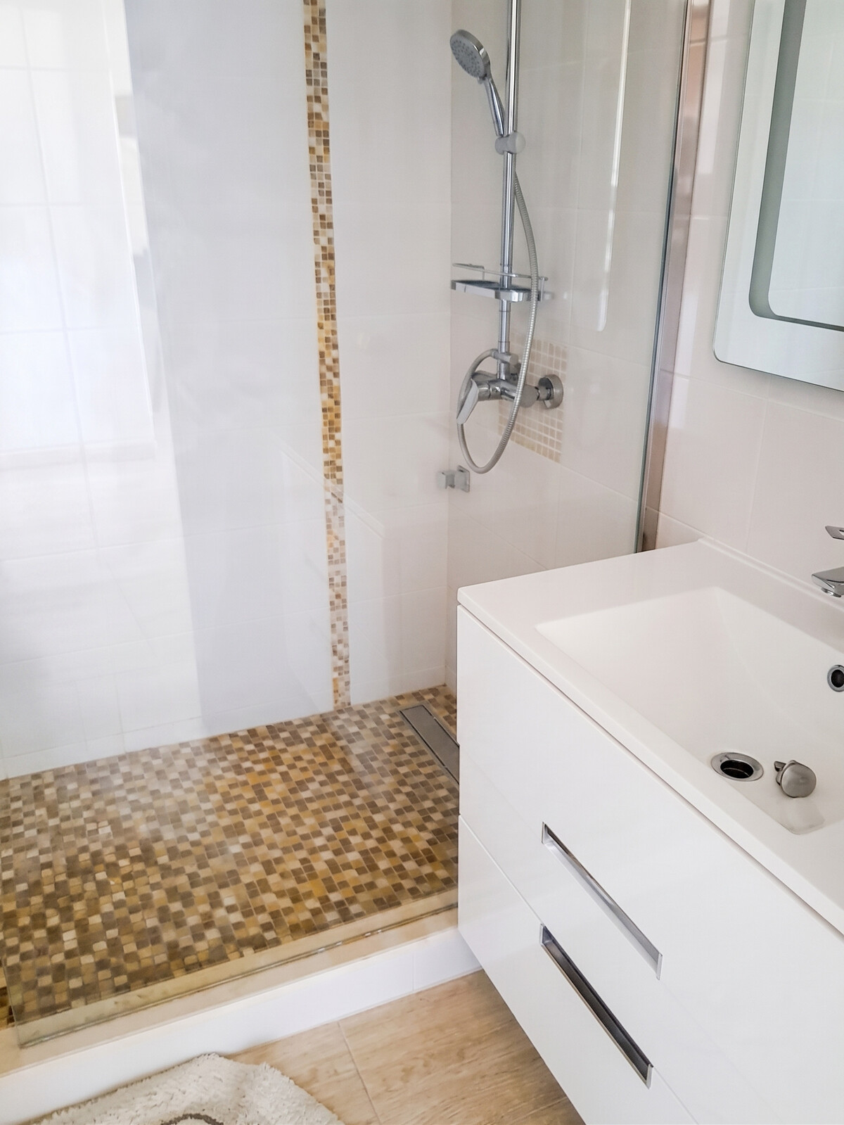 Appartement 37 m² vue montagne, piscine partagée, Mandelieu-la-Napoule - Photo 12