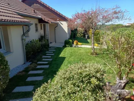 Maison avec jardin clôturé et terrasse à Verdun, 4 chambres : photo 27