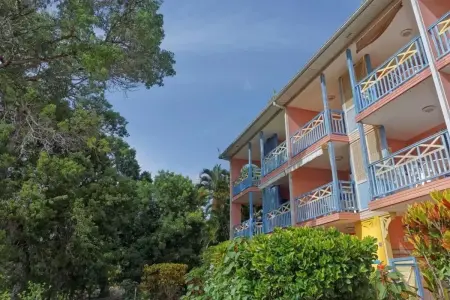 Studio avec vue mer et balcon privé à Sainte-Anne, Martinique : photo 2