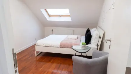 Maison familiale 6 chambres avec jardin clôturé à Jette : photo 16
