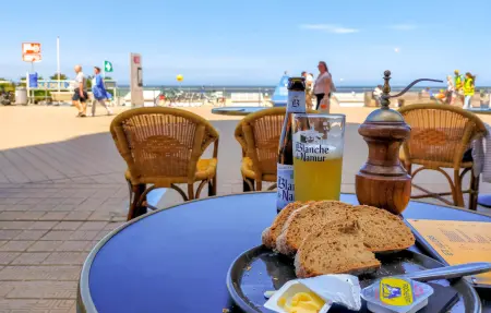 Appartement vue mer avec balcon sur la plage à Ostende : photo 14