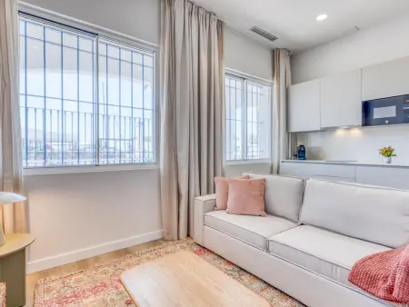 Appartement moderne vue port d'Estepona, 1 chambre : photo 7