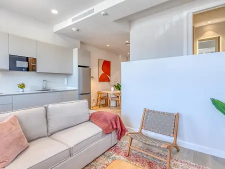 Appartement moderne vue port d'Estepona, 1 chambre : photo 8