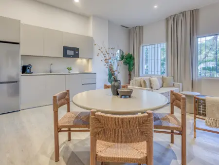 Studio moderne spacieux, accès port d'Estepona : photo 2