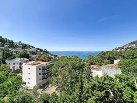 Appartement avec climatisation et parking - 4 pers. : photo 3