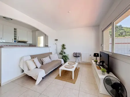 Appartement avec climatisation et parking - 4 pers. : photo 10