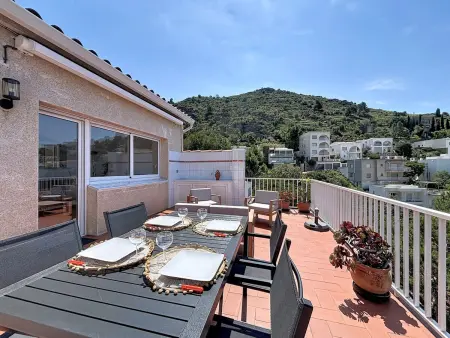 Appartement avec climatisation et parking - 4 pers. : photo 25