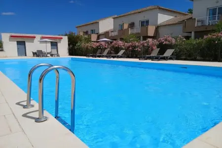 Location maison à Linguizzetta, Séjour Corse paisible, terrasse
