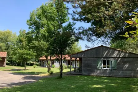 Cottage 1 chambre avec piscine à Moutiers-Sous-Chantemerle : photo 27
