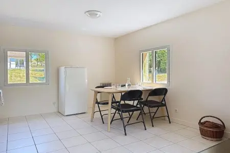 Chalet familial 6 personnes au Moncontour Active Park : photo 3