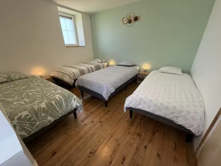 Gîte Les Coccinelles rénové, animaux acceptés - 6 pers. : photo 9