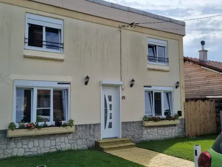 Gîte 6 pers. à Salomé, jardin 500m² et cheminée : photo 3