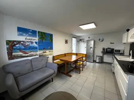 T2 rez-de-chaussée avec jardin et parking à La Roche-Posay : photo 1
