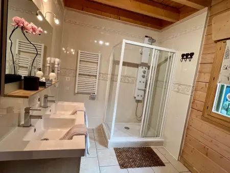 Chalet 10 pers. à Gérardmer, sauna et jacuzzi : photo 12