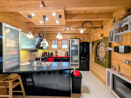 Chalet neuf 11 pers. avec spa et atelier vitrail : photo 10