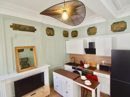 Location appartement à Auch, Appartement charmant à Auch, 20 m² avec vue sur la ville