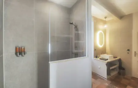 Maison de village en pierre, cœur du Languedoc : photo 17
