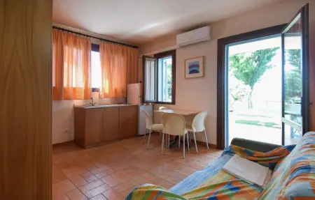Maison 1 chambre avec piscine partagée, Pescia Romana : photo 4