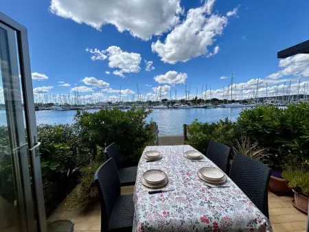 Appartement 4 pers. Cap d'Agde, terrasse vue port : photo 14