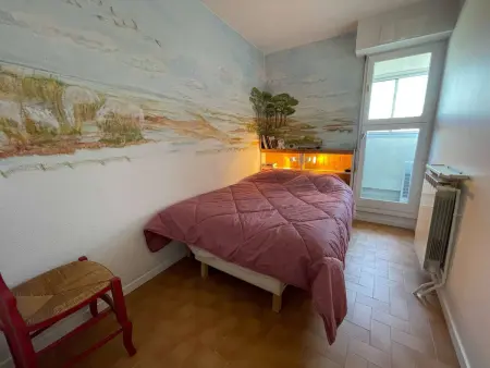 Appartement 2 pièces avec loggia, parking et vue mer : photo 6