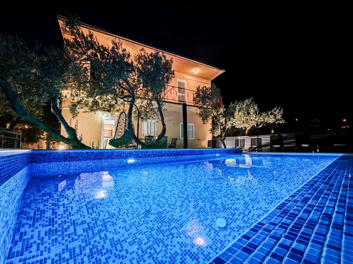 Maison 7 personnes avec piscine privée à Makarska - Photo 43