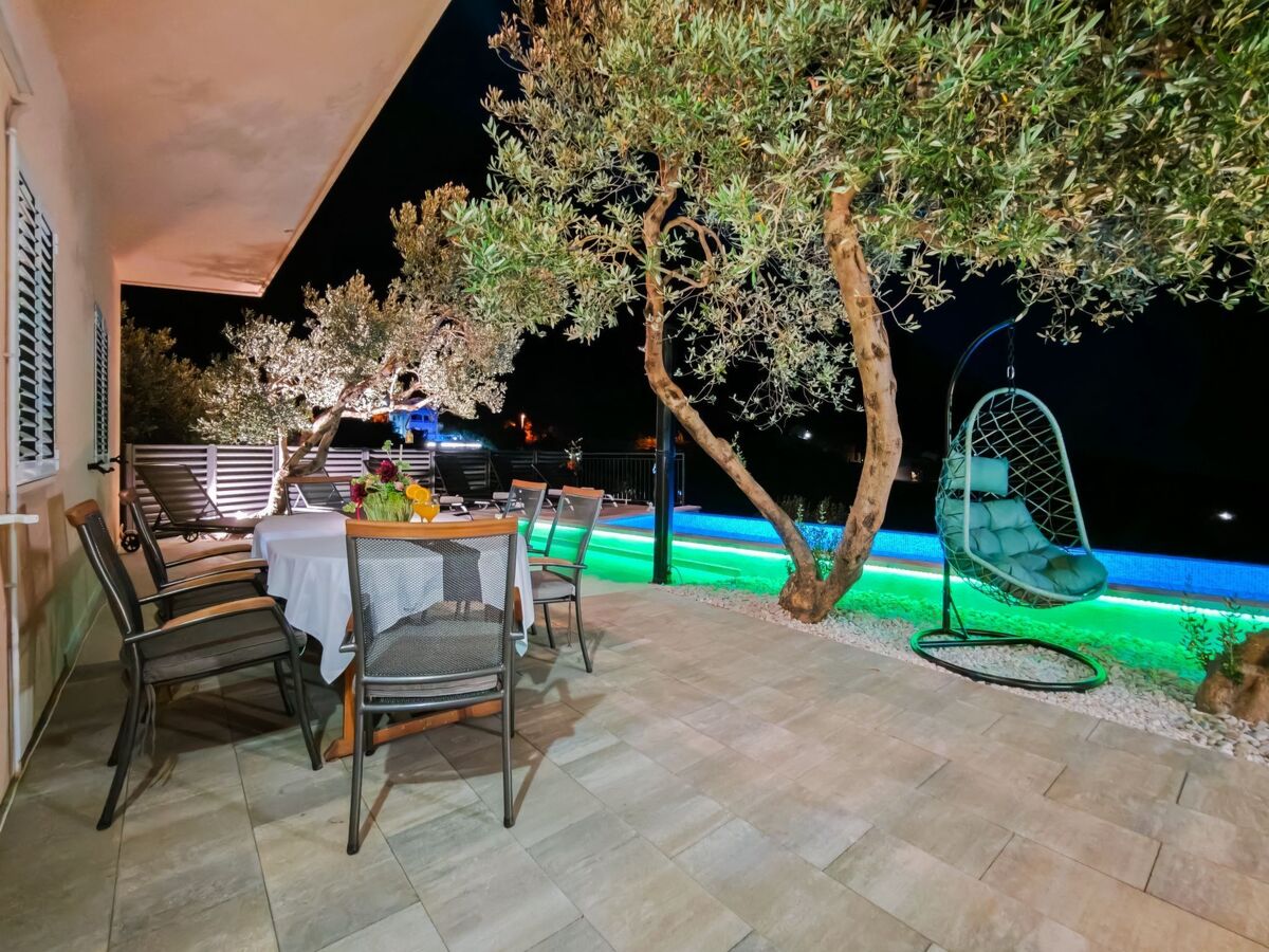 Maison 7 personnes avec piscine privée à Makarska - Photo 46