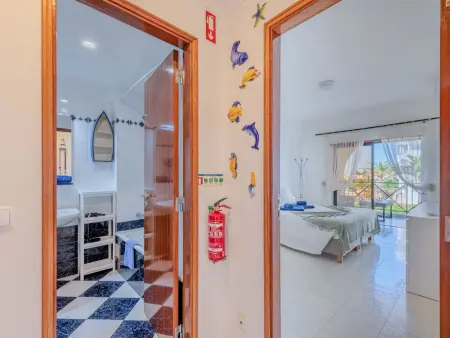 Appartement 4 personnes à 400 m de la mer, Porches : photo 12