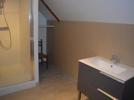 Gîte 12 pers. à la ferme avec jardin 1000m² : photo 9