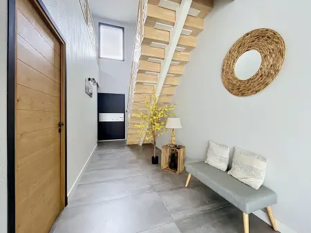 Villa contemporaine 200m² piscine vue Albères : photo 29