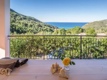 Location appartement à Rio nell'Elba, Wohnung in Villa Elba Insel Meerblick