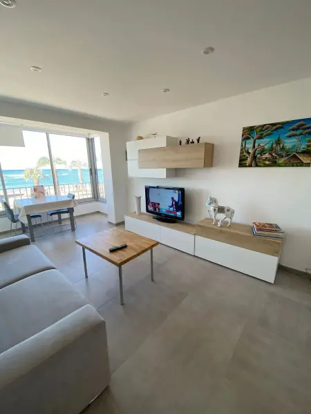 Location appartement à Six Fours les Plages, Appartement à Six-Fours-les-Plages 56 m² avec vue sur la mer