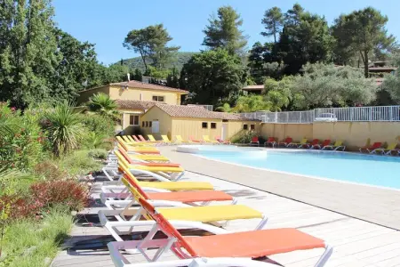 Gîte avec terrasse vue mer à Solliès-Toucas : photo 10