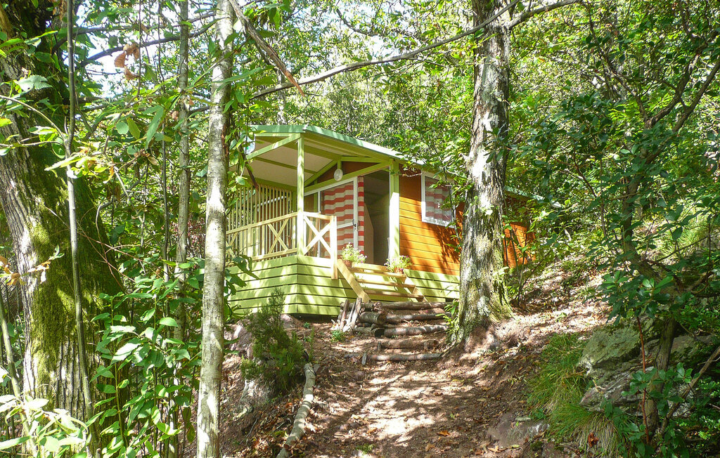 Maison en nature à Casarza Ligure, piscine commune - Photo 1