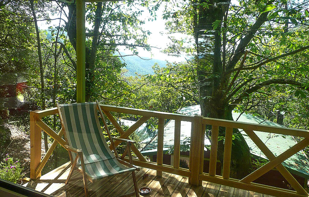 Maison en nature à Casarza Ligure, piscine commune - Photo 10