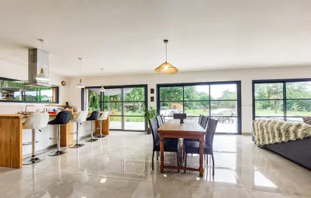 Villa 6 chambres avec piscine chauffée à Saint-Laurent-de-la-Prée : photo 4