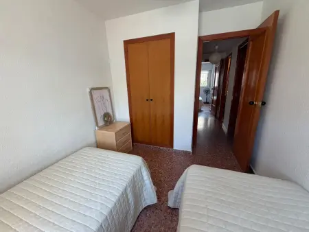 Appartement 2 chambres, clim et garage à 400m de la plage : photo 4