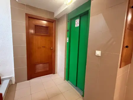 Appartement 2 chambres, clim et garage à 400m de la plage : photo 12