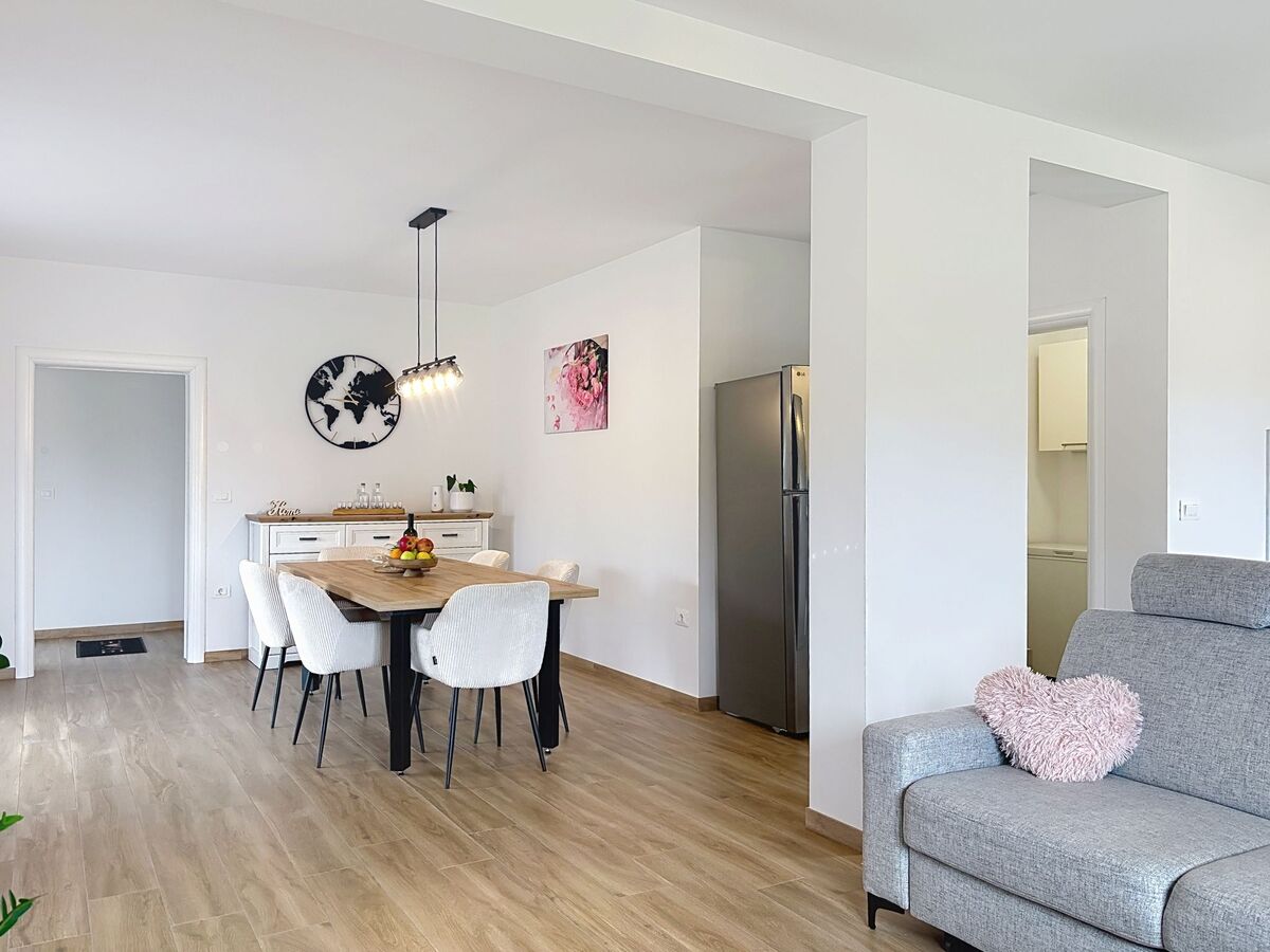 Maison Melani à Žminj : 3 chambres, 3000 m² de terrain - Photo 9